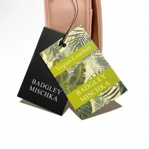 Badgley Mischk Pleated Crossbody - Blush Pink NWT - Picture 4 of 9